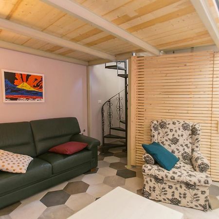 Anticaglia/24 Bed and Breakfast Napels Buitenkant foto