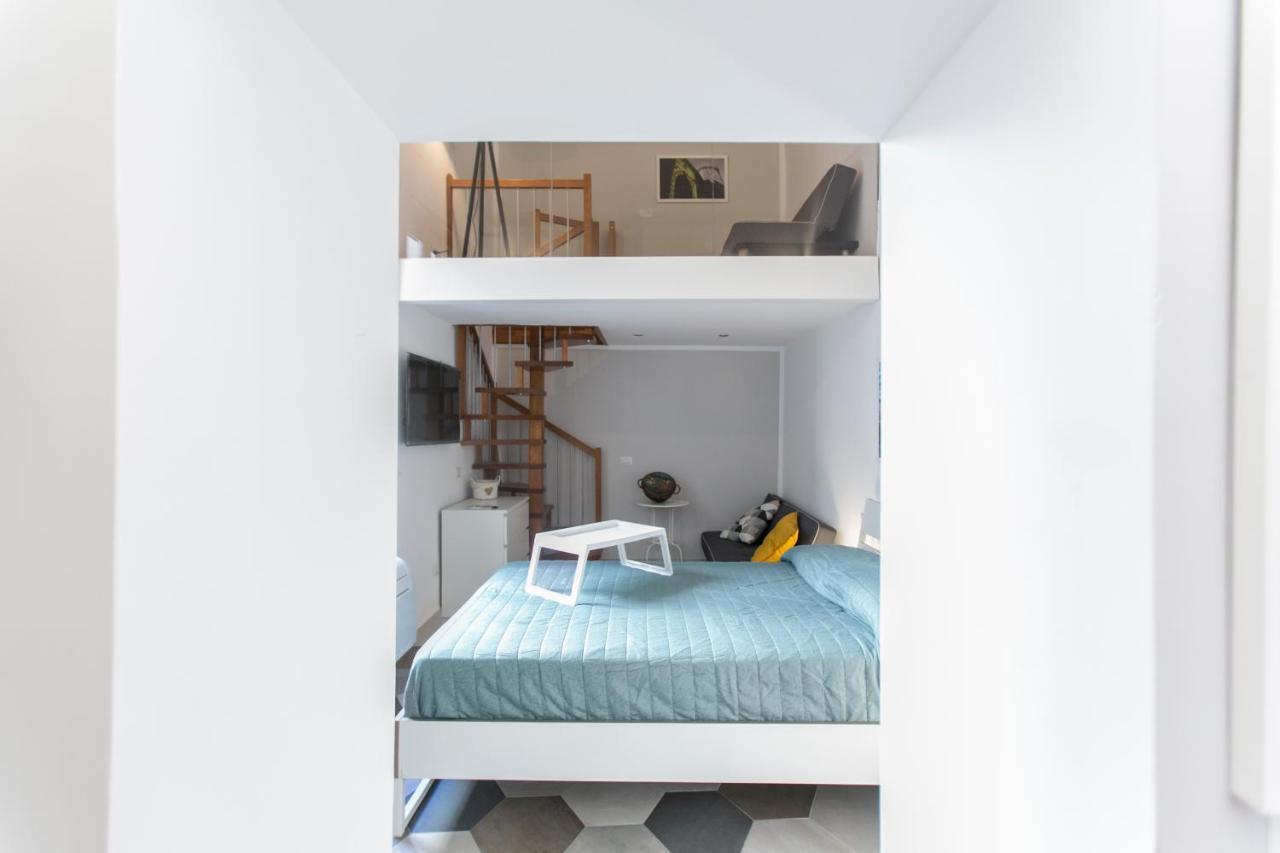 Anticaglia/24 Bed and Breakfast Napels Buitenkant foto