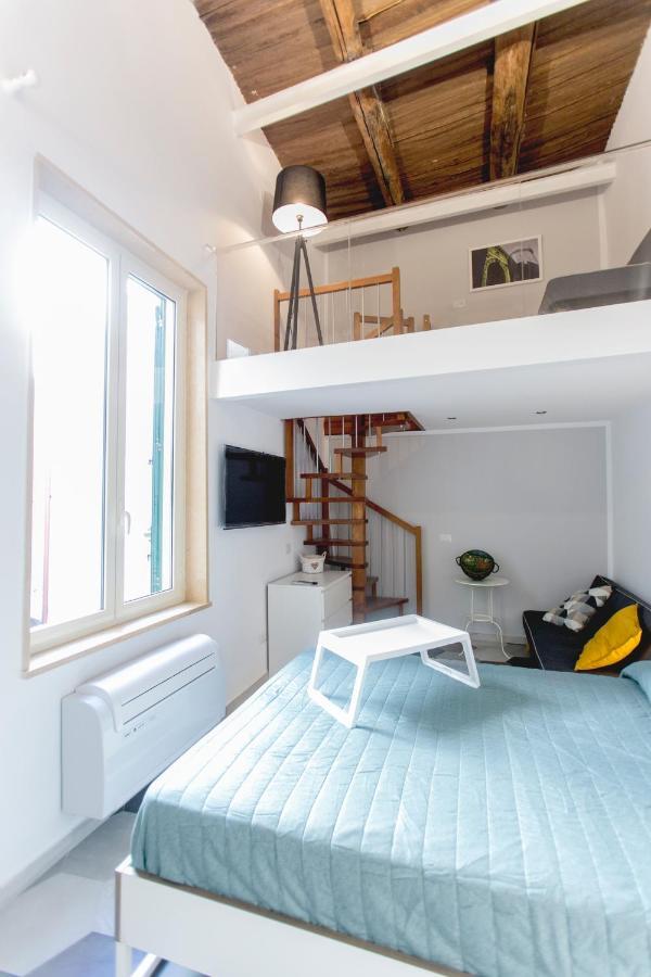 Anticaglia/24 Bed and Breakfast Napels Buitenkant foto