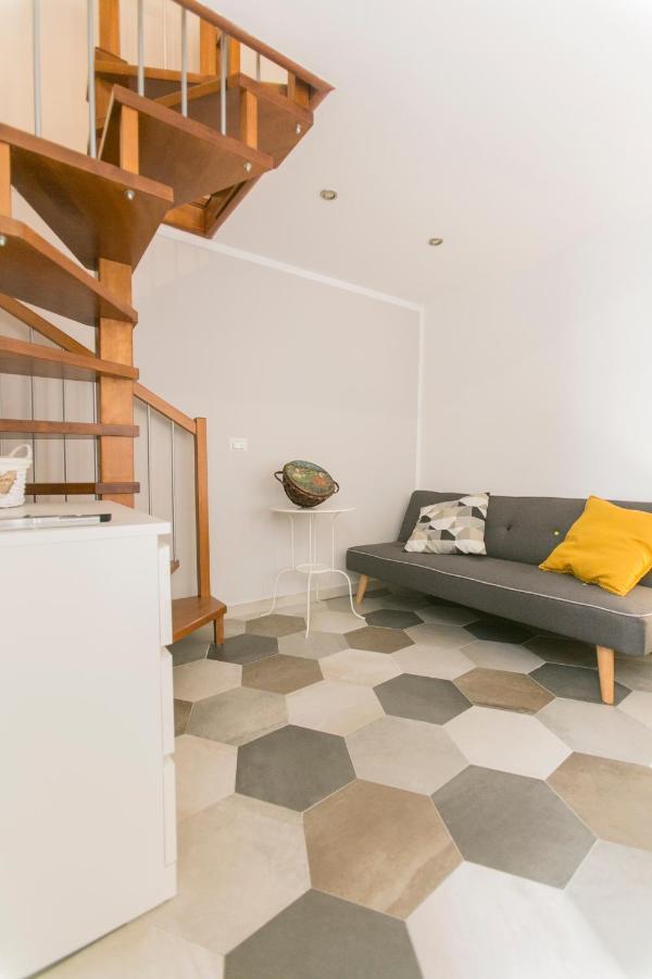 Anticaglia/24 Bed and Breakfast Napels Buitenkant foto